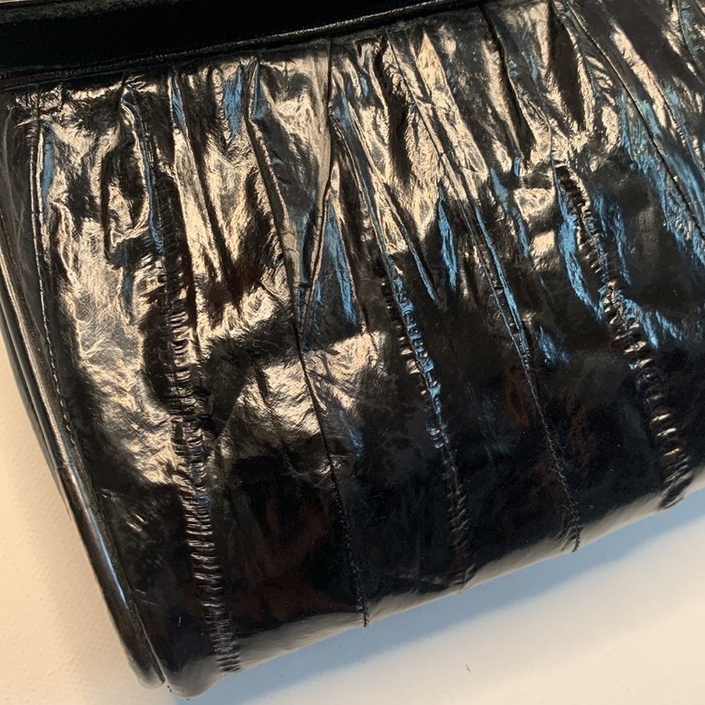 Vintage 1970s Eel Skin Clutch Hamdbag - Picture 2 of 7
